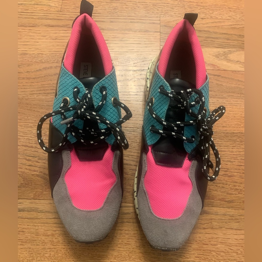 Steve Madden Cliff Sneakers - Picture 7 of 11
